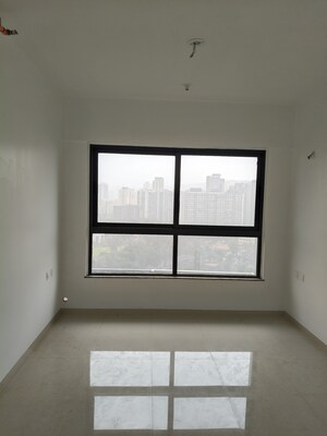 1 BHK Apartment For Sale in Kalpataru Immensa, Kolshet Road