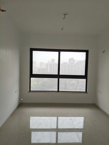 1 BHK Apartment For Sale in Kalpataru Immensa, Kolshet Road