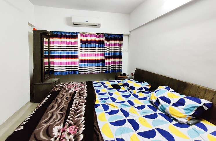 Room, goregaon west Pg For Girls In Goregaon West 8958824
