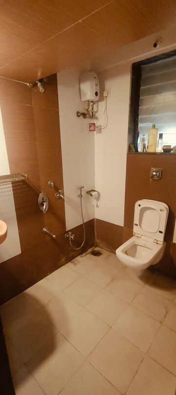 Bathroom in 2 BHK Apartment at Shiv Om CHS, Chandivali – for Rent