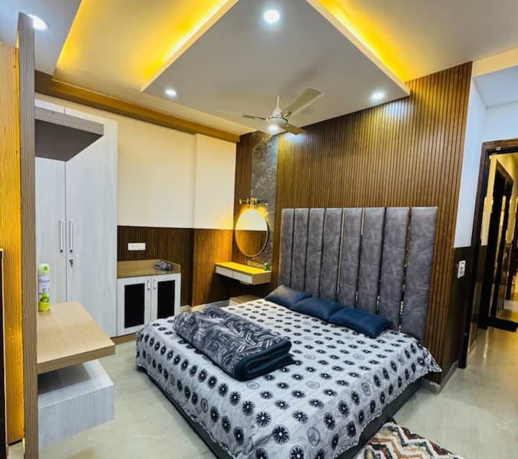 Bedroom, defence colony 4 Bedroom 325 Sq.Yd. Builder Floor In Defence Colony Delhi 8958838