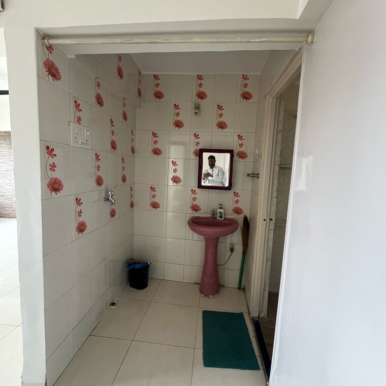 undefined, kothrud 2 Bedroom 900 Sq.Ft. Apartment In Kothrud Pune 8958879