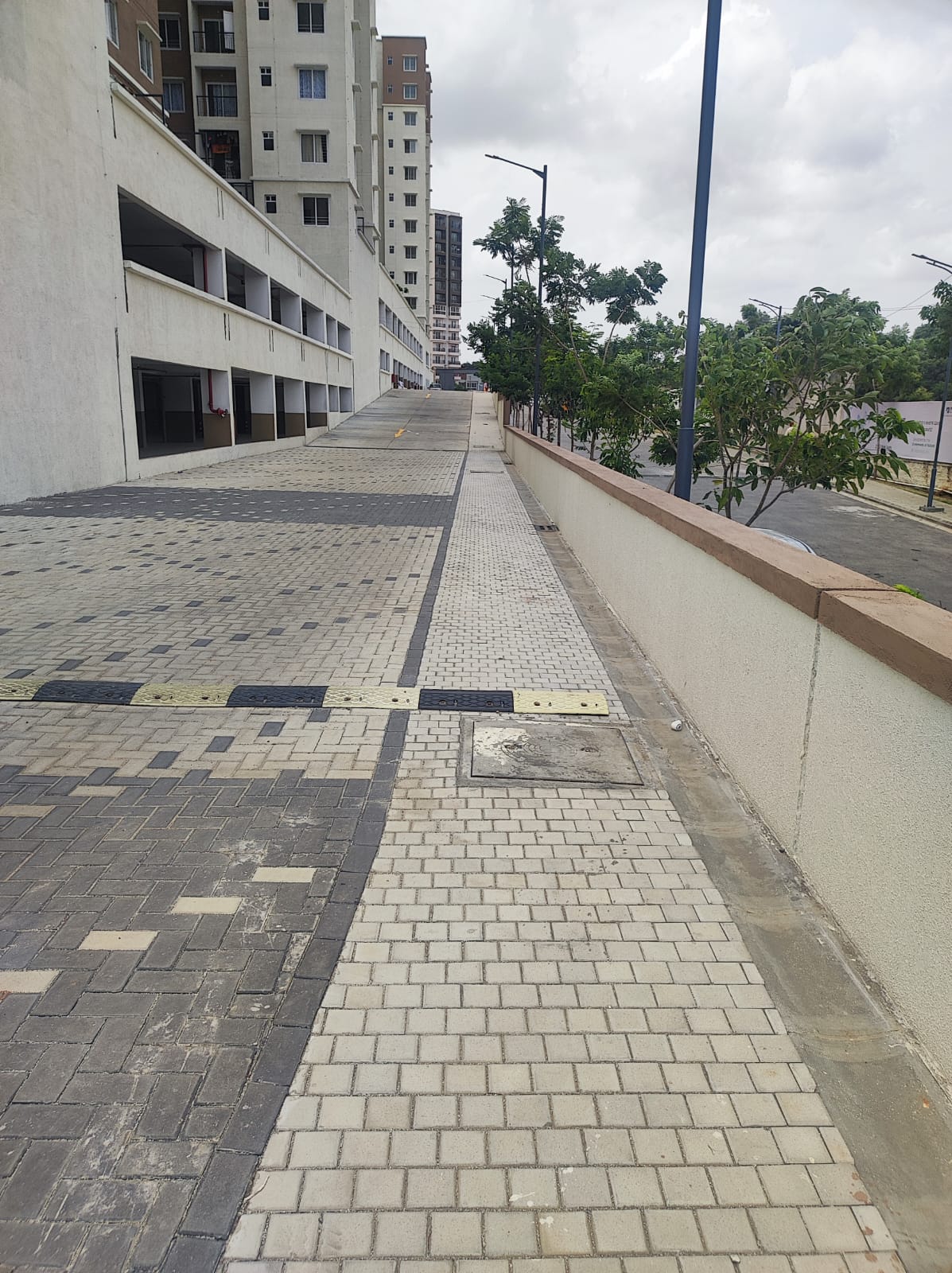 2 BHK Apartment For Sale in Provident Capella