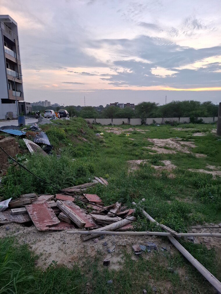 Exterior View, sector 70  132 Sq.Yd. Plot In Sector 70 Faridabad 8958947