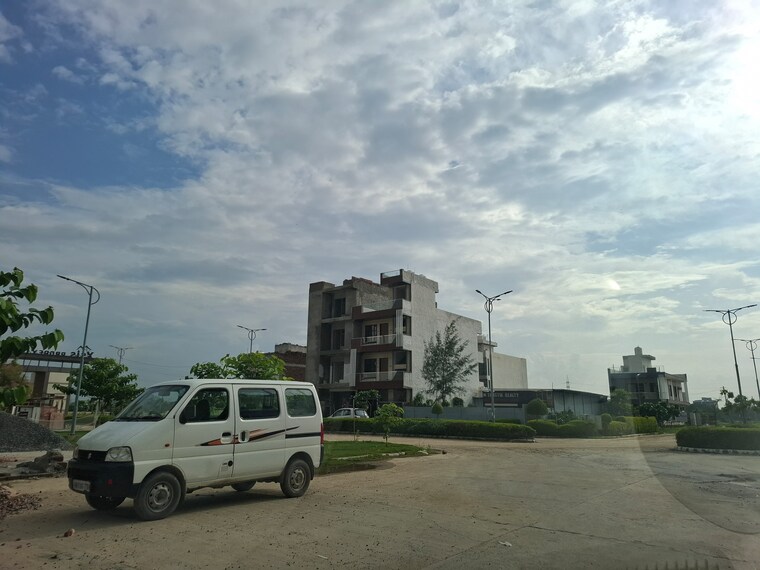 Exterior View, sector 70  132 Sq.Yd. Plot In Sector 70 Faridabad 8958947