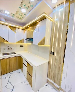 Team Area in 3 BHK Builder Floor at Sector 29 – for Sale