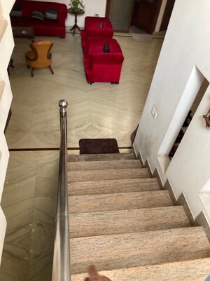 Staircase in 5 BHK Villa at Sainik Farm – for Sale