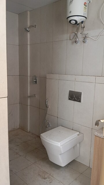 Bathroom in 4 BHK Apartment at SS Linden, Sector 84 – for Rent