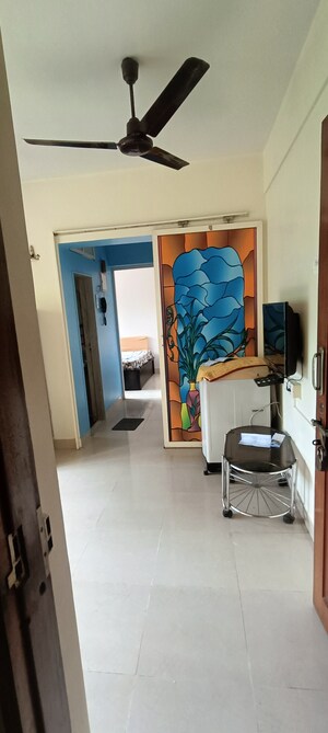 Team Area in 1 BHK Apartment at Lokhandwala Infrastructure Spring Leaf, Kandivali East – for Sale