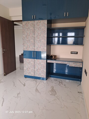Furnished Amenities in 4 BHK Apartment at Tower of Adyar, Adyar – for Rent