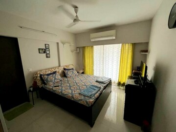 Bedroom in 2 BHK Apartment at Marathon Cosmos, Mulund West – for Sale