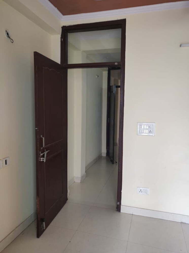 Room, chattarpur 1 Bedroom 450 Sq.Ft. Builder Floor In Chattarpur Delhi 8959059