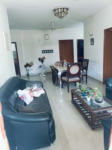 Team Area in 3.5 BHK Apartment at Ansal Sushant Estate, Sector 52 – for Rent