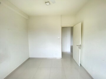 Room in 2 BHK Apartment at Godrej 24, Hinjewadi – for Rent
