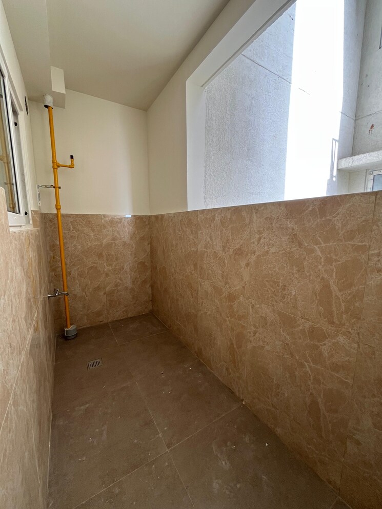 Bathroom, lansum-el-dorado 3 Bedroom 2180 Sq.Ft. Apartment In Narsingi Hyderabad 8959073