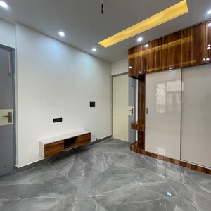 Room in 3 BHK Builder Floor at Rohini Sector 23 – for Sale