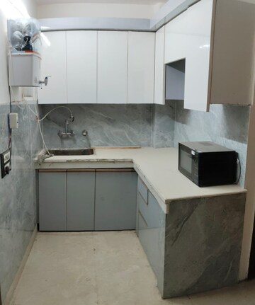 Kitchen in 2.5 BHK Builder Floor at Tilak Nagar – for Rent