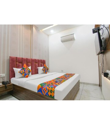 Bedroom in  Pg at Sector 47 – for Rent