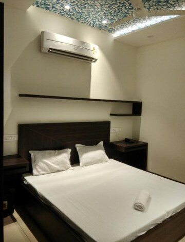 Team Area in  Pg at Sector 46 – for Rent