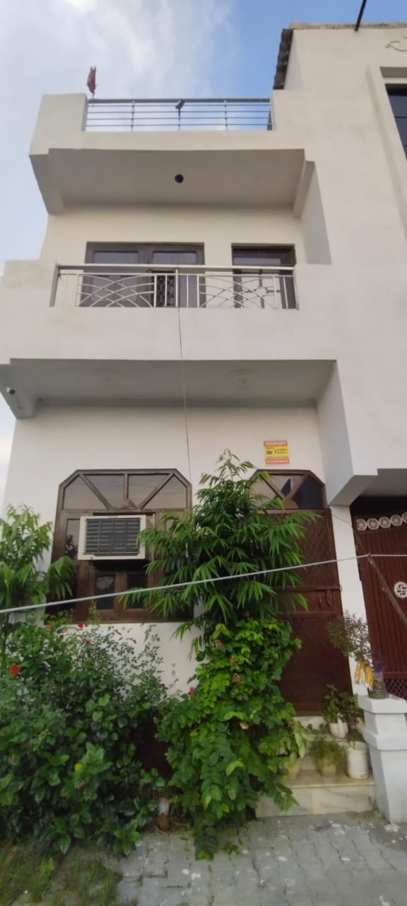 3 BHK + Pooja Room Builder Floor For Rent in Bharat City