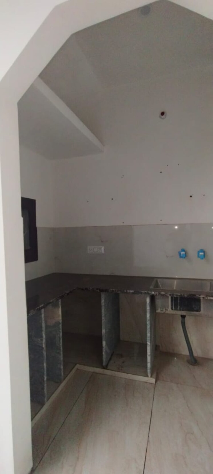 Kitchen, bharat-city 3 Bedroom 120 Sq.Yd. Builder Floor In Duhai Ghaziabad 8959148