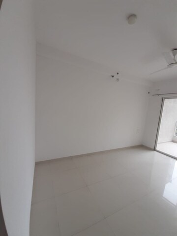 Room in 3 BHK Apartment at Godrej Elements, Hinjewadi – for Rent