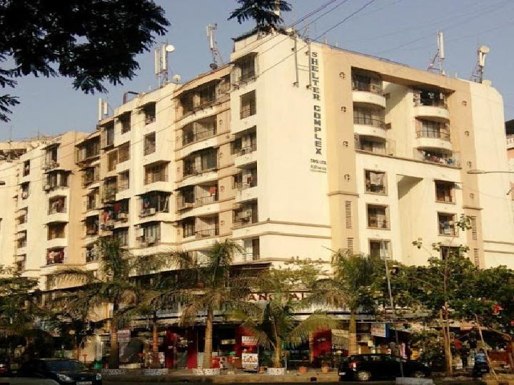 Retail Shop For Sale in Shelter Complex