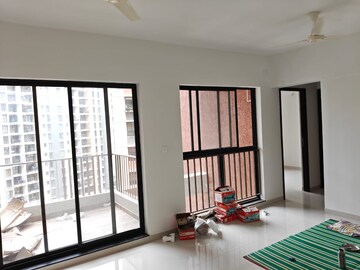 2 BHK Apartment For Rent in Shapoorji Pallonji Sensorium, Hinjewadi