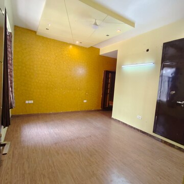 2 BHK Villa For Rent in Kendriya Vihar Noida, Kendriya Vihar