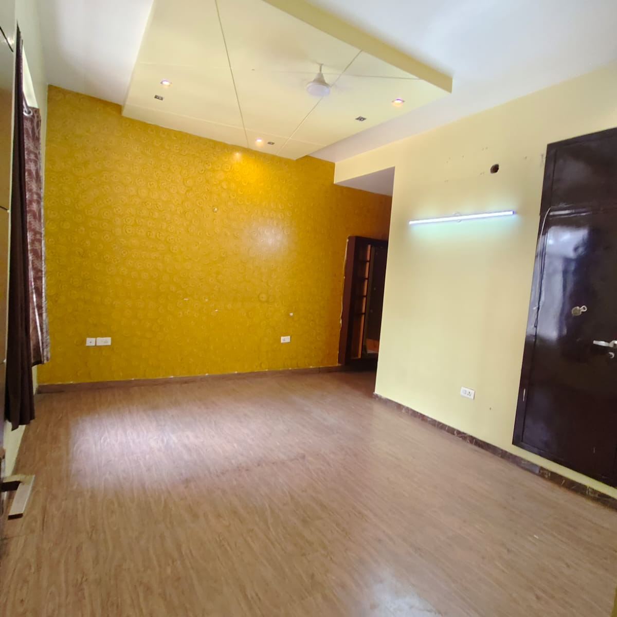 2 BHK Villa For Rent in Kendriya Vihar Noida