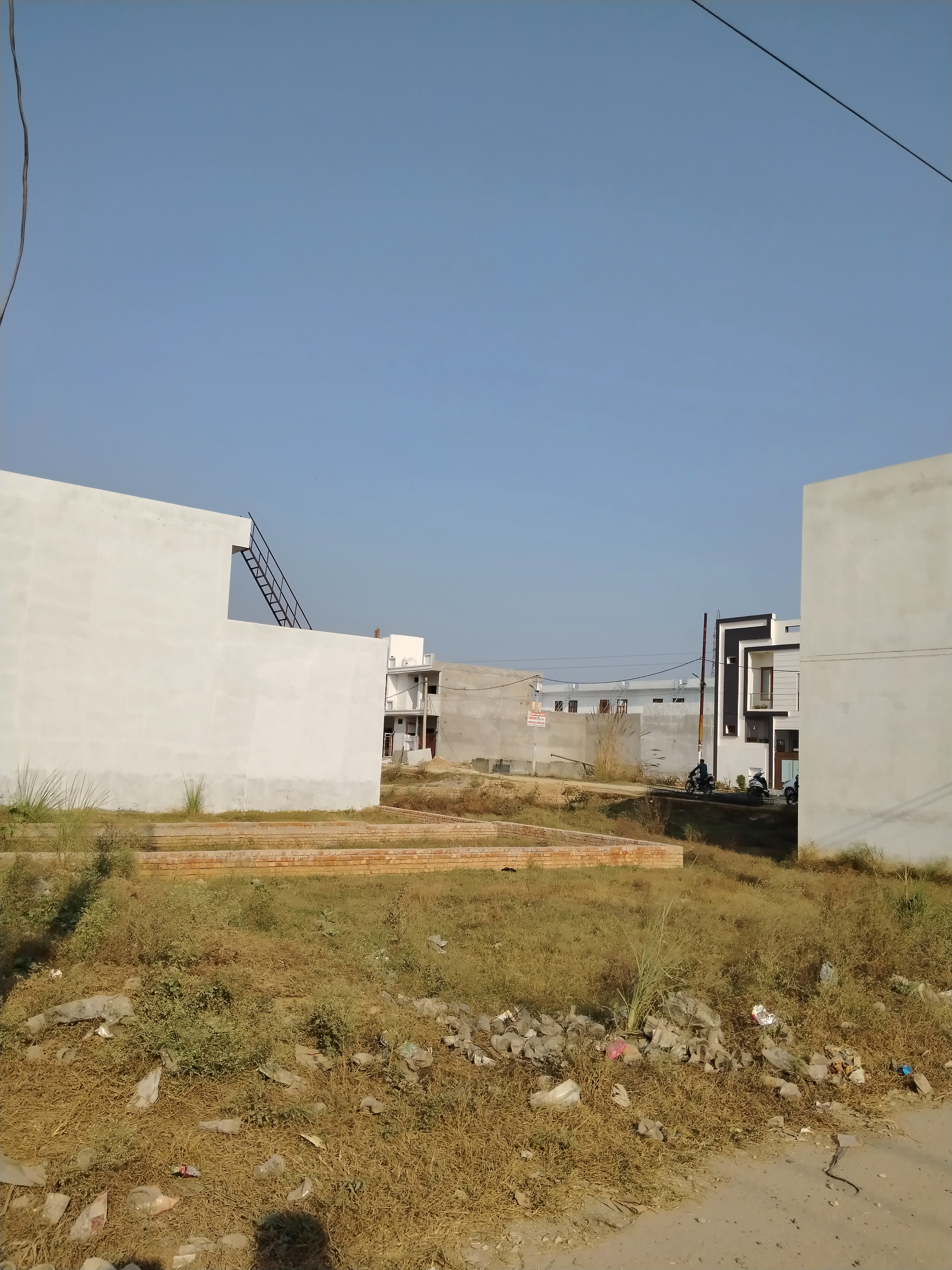 Plot For Sale in Narayan Enclave Society 