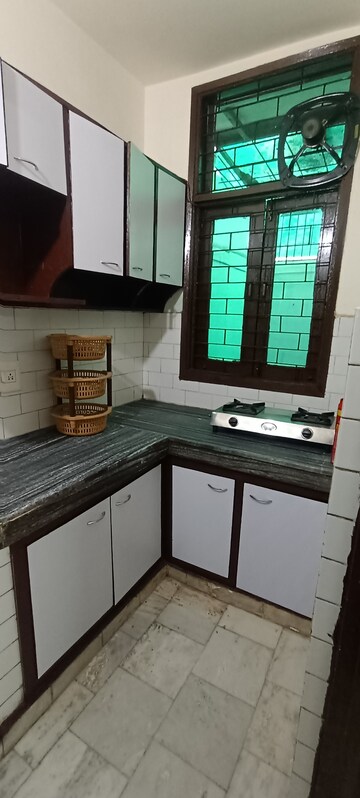 Kitchen in 1.5 BHK Builder Floor at Chittaranjan Park – for Rent