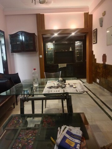 Living Room in 2 BHK Builder Floor at Palam Vihar – for Rent