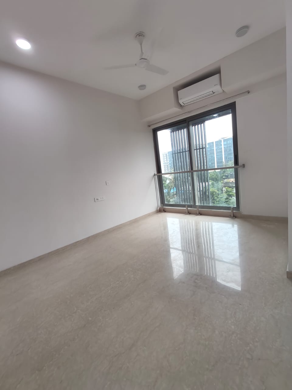 6 BHK Penthouse For Rent in Adani Ten BKC