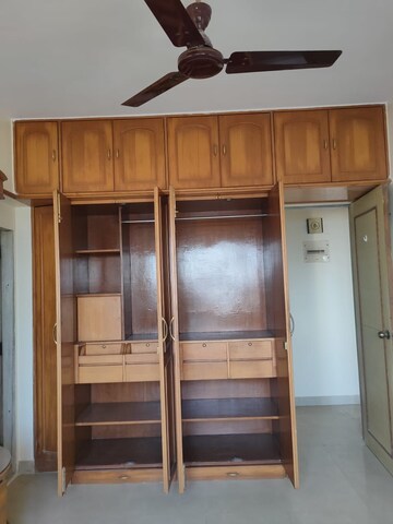 Furnished Amenities in 2 BHK Apartment at Riddhi Garden, Malad East – for Rent