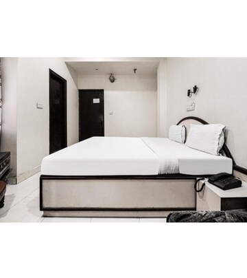 Bedroom in  Pg at Sector 46 – for Rent