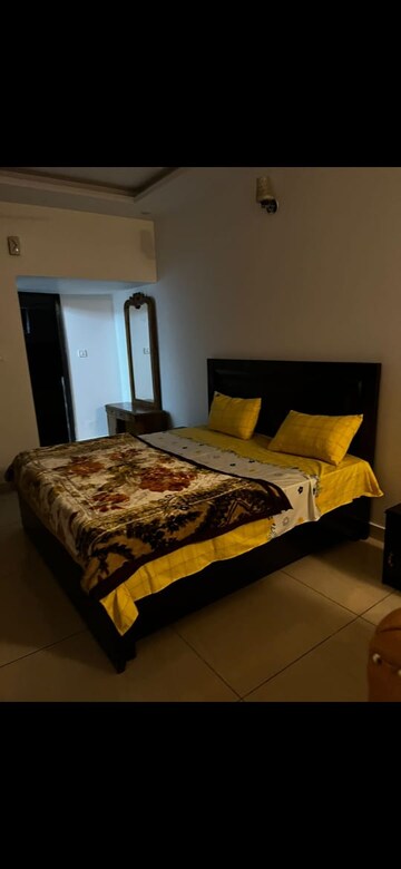 Bedroom in 2 BHK Builder Floor at Sahastradhara Road – for Rent