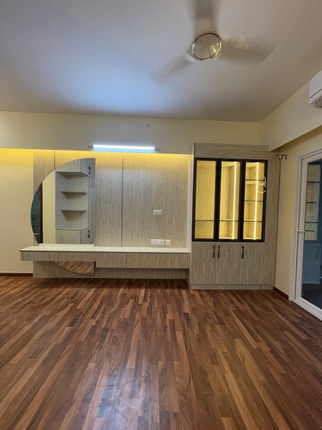 Room in 4 BHK Apartment at LnT Raintree Boulevard, Hebbal – for Rent