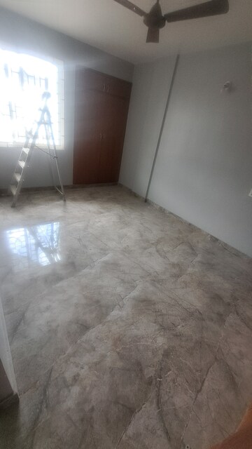 Room in 3 BHK Apartment at Royal Hites, Bennigana Halli – for Rent