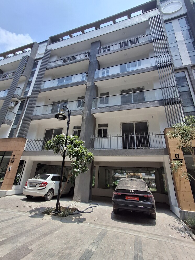 Exterior View, smart-world-gems 2.5 Bedroom 1196 Sq.Ft. Apartment In Sector 89 Gurgaon 8959374