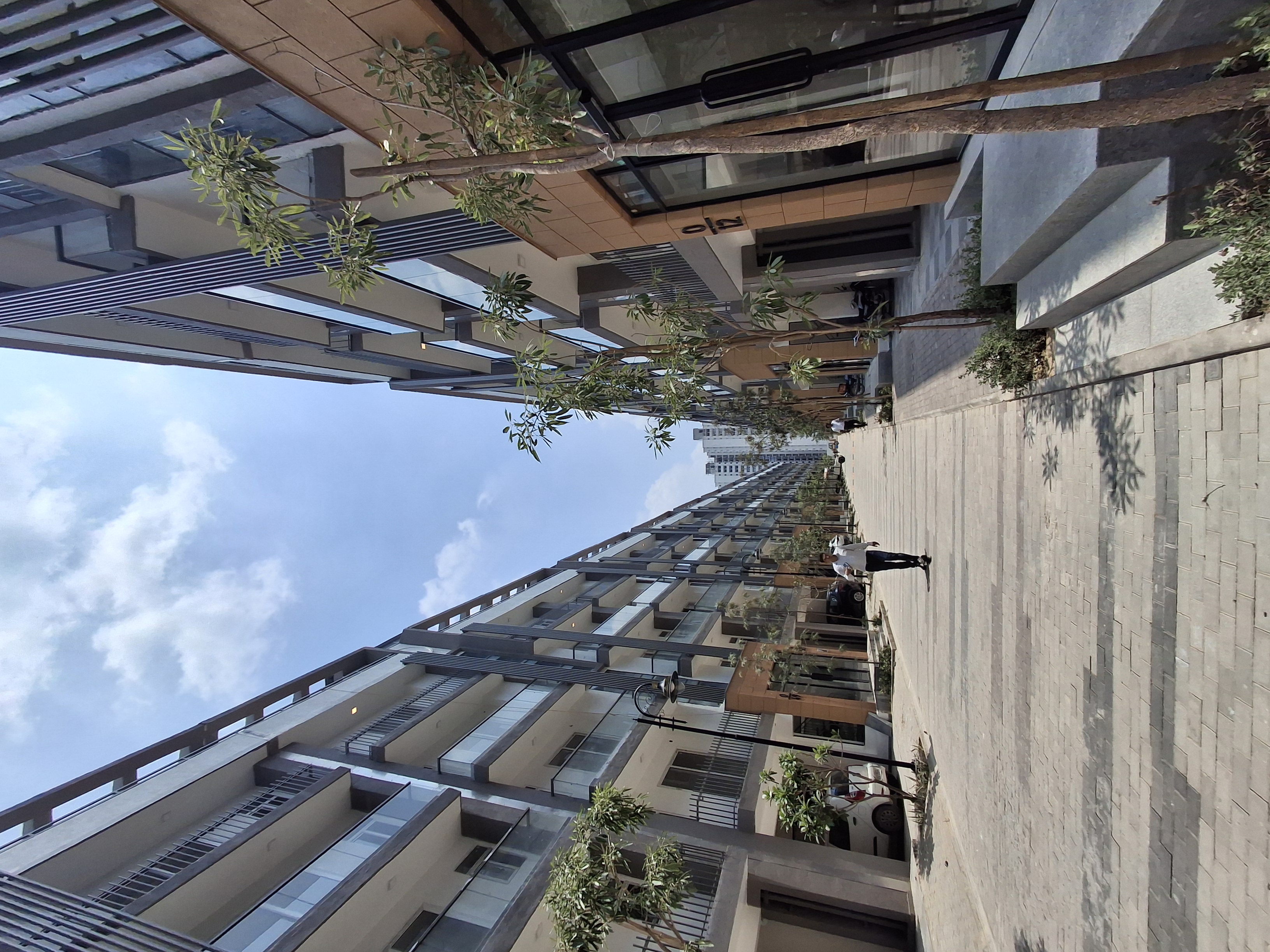 2.5 BHK + Study Room Apartment For Sale in Smart World Gems