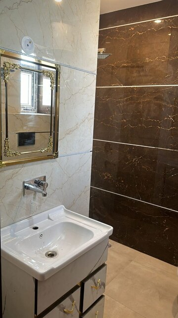 Bathroom in 4 BHK Builder Floor at Sector 57 – for Rent