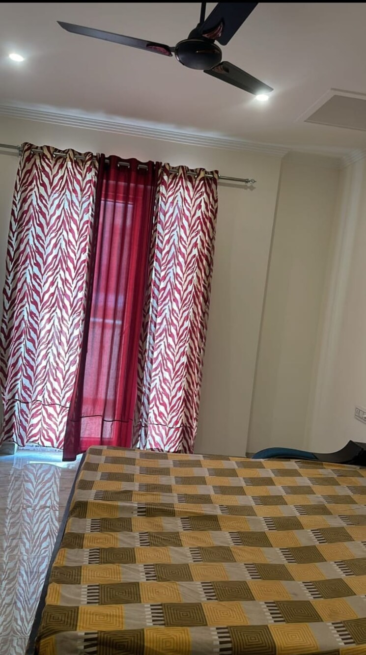 Bedroom, sector 57 4 Bedroom 3700 Sq.Ft. Builder Floor In Sector 57 Gurgaon 8959416