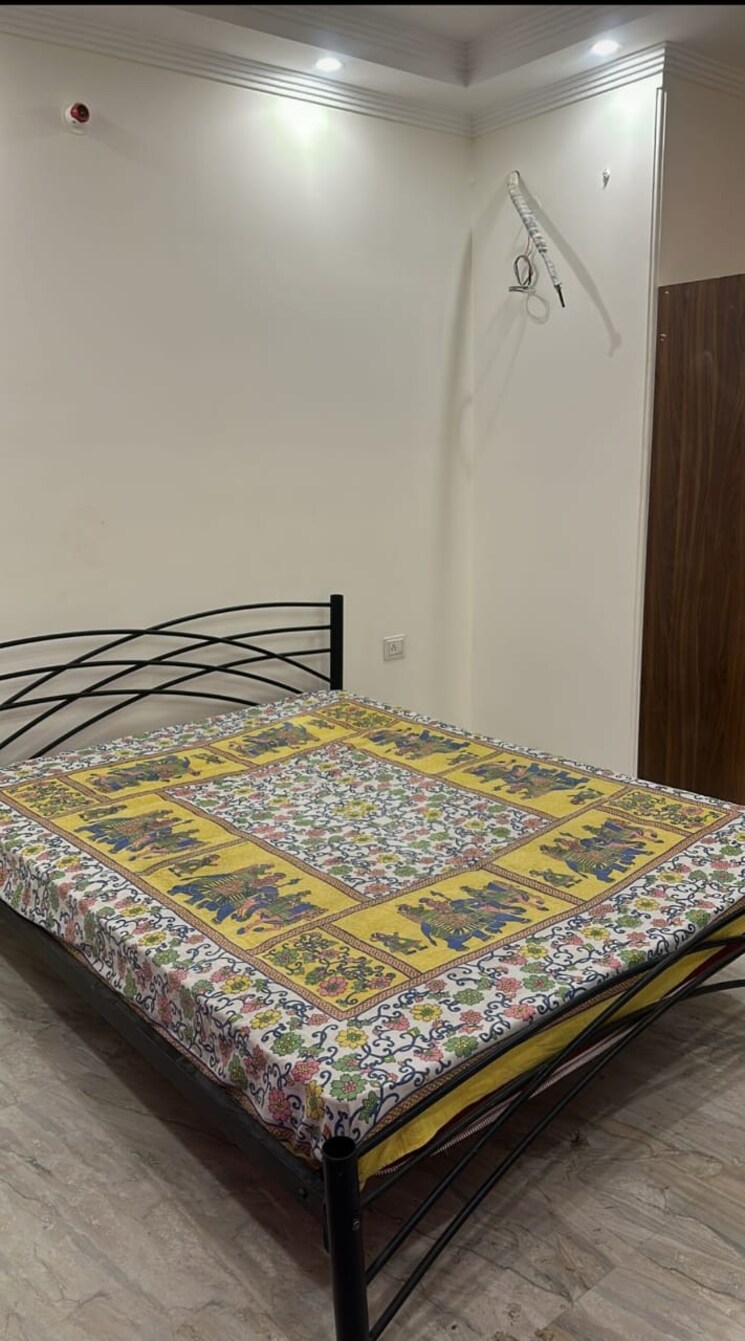 Bedroom, sector 57 4 Bedroom 3700 Sq.Ft. Builder Floor In Sector 57 Gurgaon 8959416