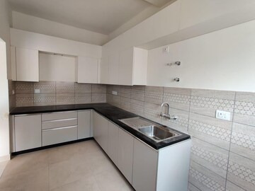 Kitchen in 3 BHK Apartment at Prestige Finsbury Park Hyde, Bagaluru – for Rent