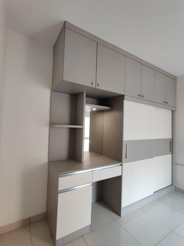 Kitchen in 3 BHK Apartment at Prestige Finsbury Park Hyde, Bagaluru – for Rent