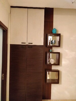 Furnished Amenities in 4 BHK Apartment at Mahagun Moderne, Sector 78 – for Sale