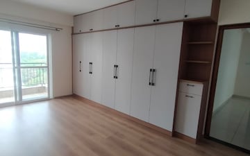 2 BHK Apartment For Rent in Hinduja Lake Front Estate, Bannerghatta Road