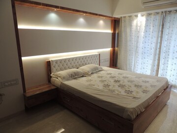 Bedroom in 4 BHK Apartment at Moraj Palm Paradise, Sanpada – for Sale