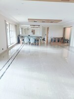 4 BHK + Servant Room 3000 Sq.Ft. Apartment in Rustomjee 9 JVPD